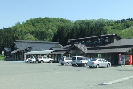 道の駅白い森おぐにの風景